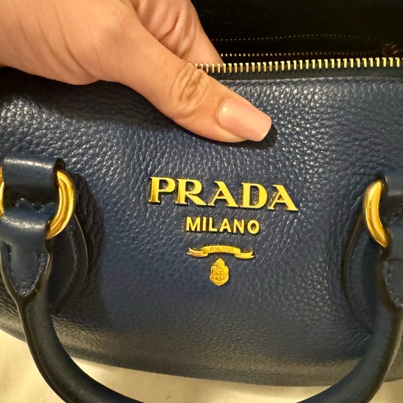 Authentic Prada Vitello Phinex Bauletto 1bb023 - Picture 7 of 8